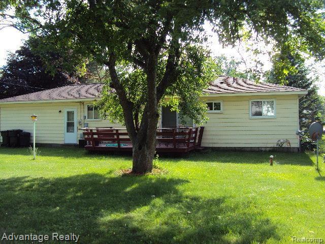 3155 Eastern Avenue Rochester, MI 48307 - Photo 4 of 20 DSC02475.jpg