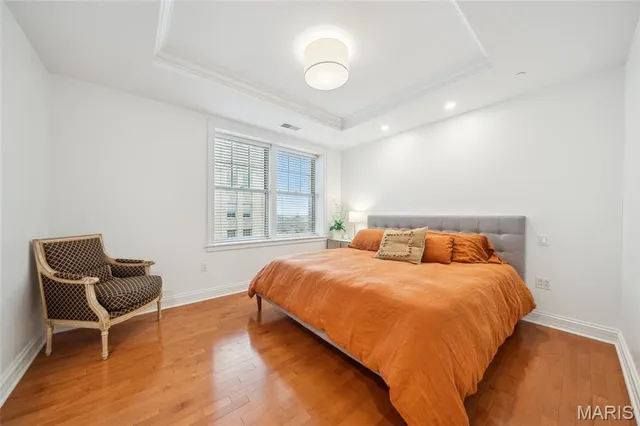 $540,000 | 232 North Kingshighway Boulevard, Unit 1407, St. Louis, MO 63108