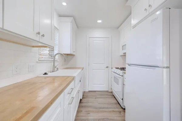 $2,195 | 801 Salem Lane, Austin, TX 78753