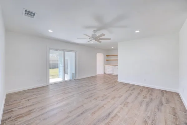 $2,195 | 801 Salem Lane, Austin, TX 78753