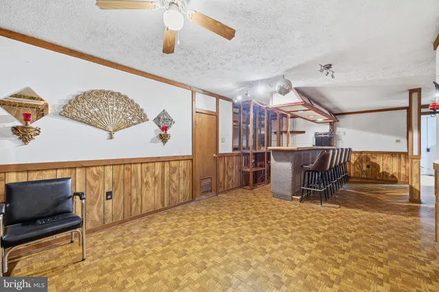 a view of a storage & utility room