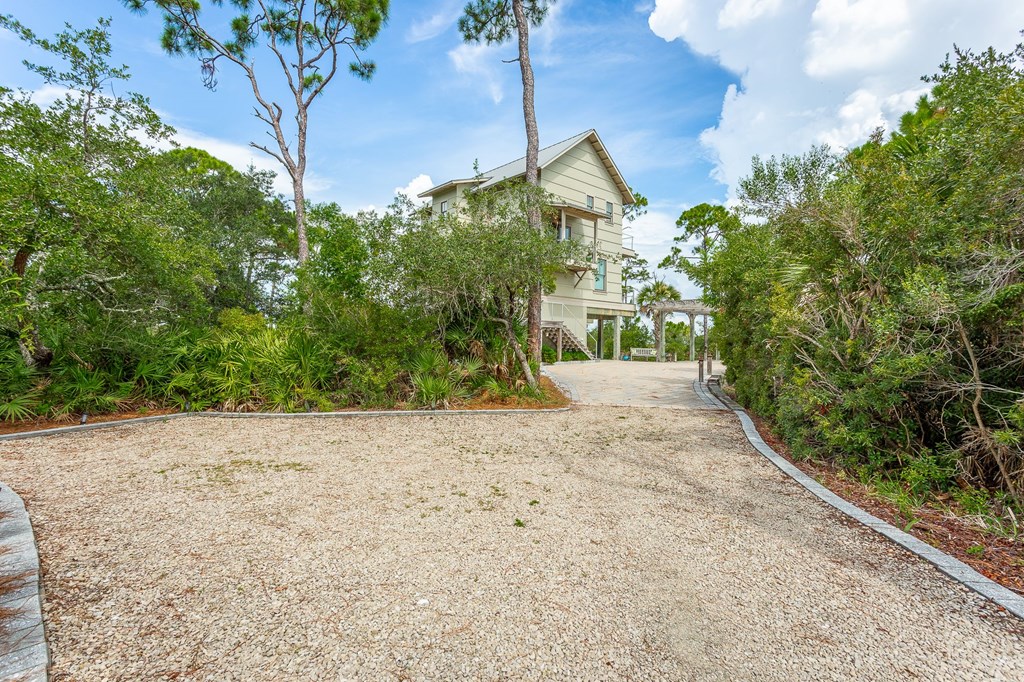 1723 Kingfisher Road Eastpoint, FL 32328 - Photo 5 of 63