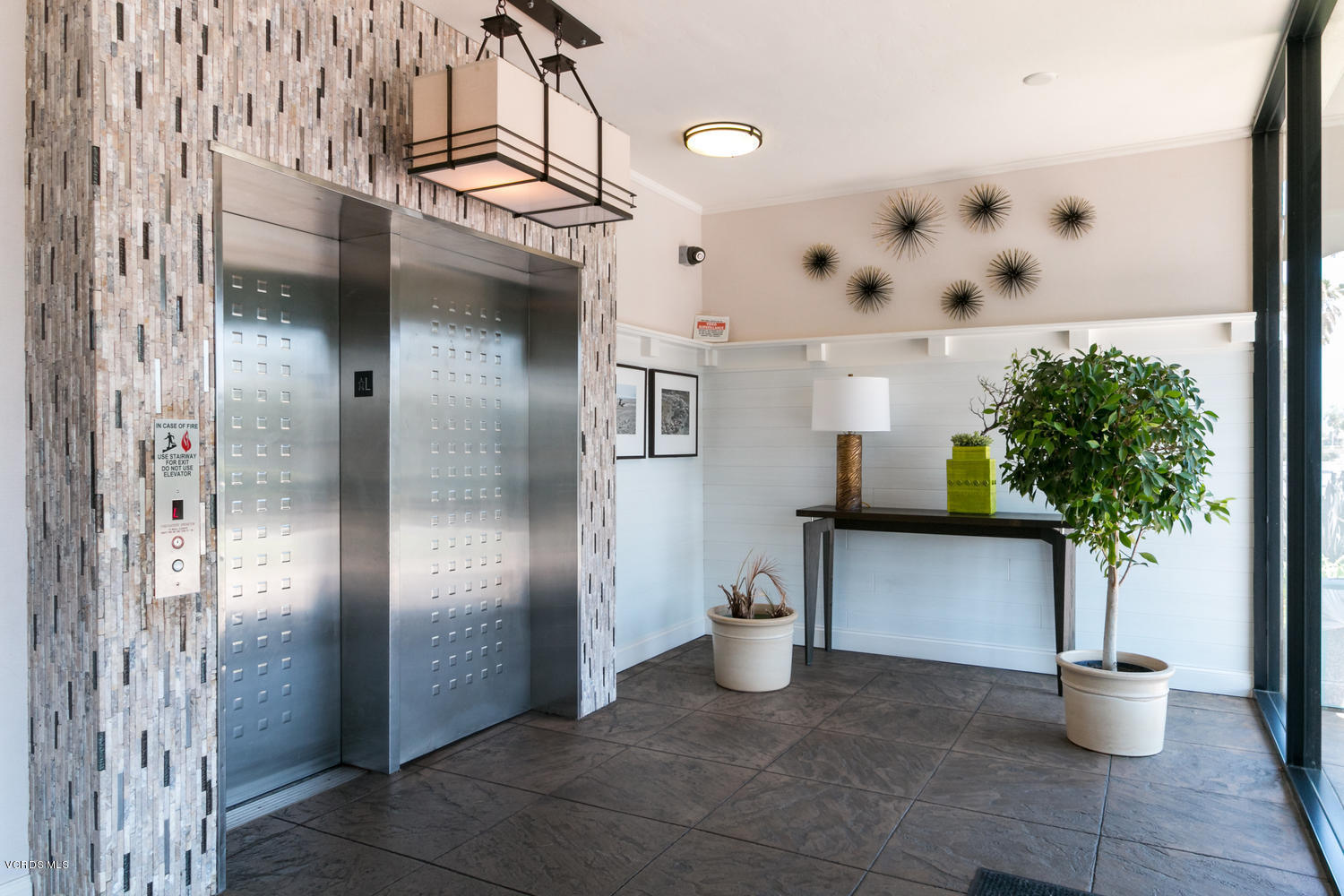2901 Peninsula Road, Unit 238 Oxnard, CA 93035 - Photo 11 of 13 2901 Peninsula Rd 238-021-3-Building Lob