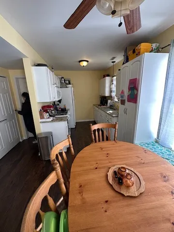 $220,000 | 1180 North Nature Court, Unit 171180A, Round Lake Beach, IL 60073