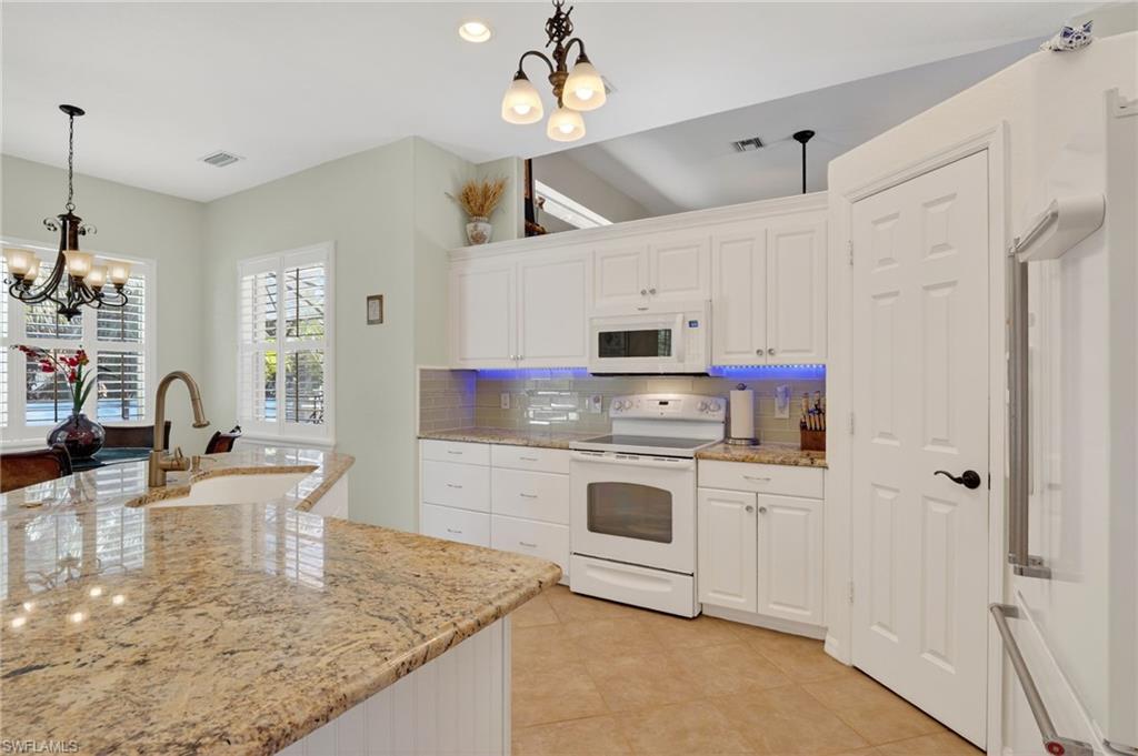 2630 8th Street Northwest Naples, FL 34120 - Photo 19 of 49