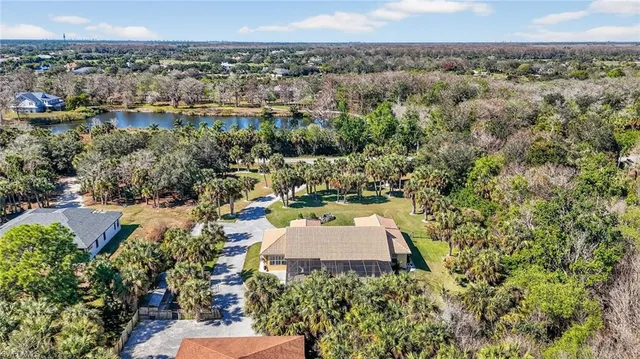 $850,000 | 2630 8th Street Northwest, Naples, FL 34120