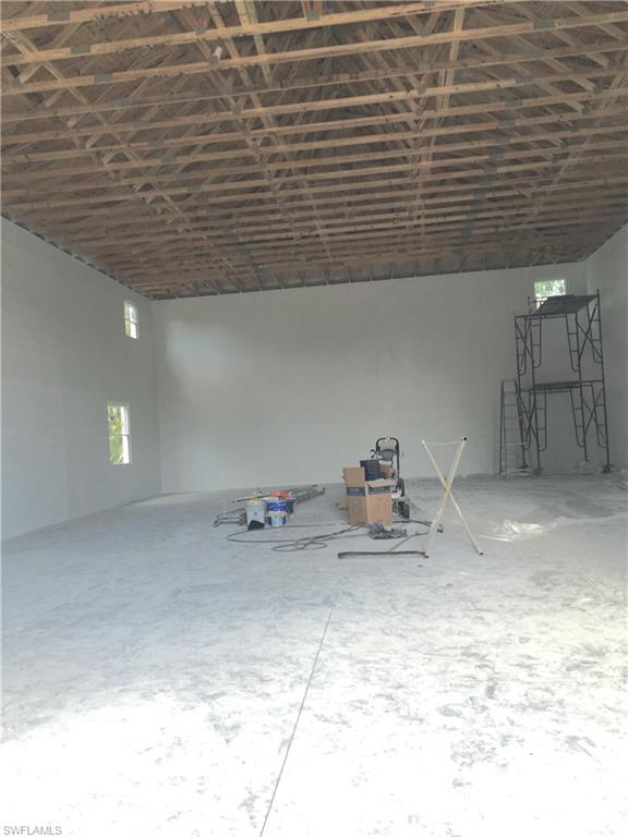 2630 8th Street Northwest Naples, FL 34120 - Photo 7 of 49