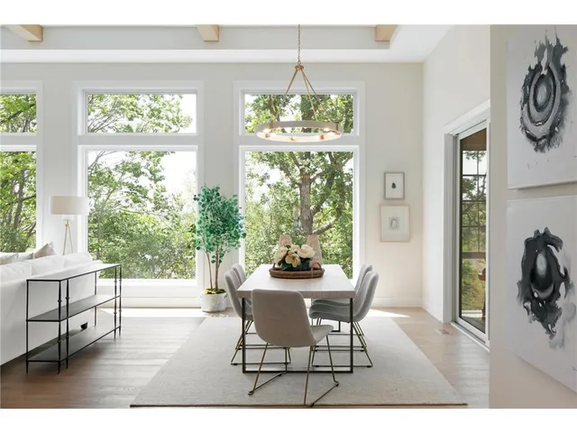 $1,480,000 | Xxx4 Xxx4 Timberland Trail, Eden Prairie, MN 55347