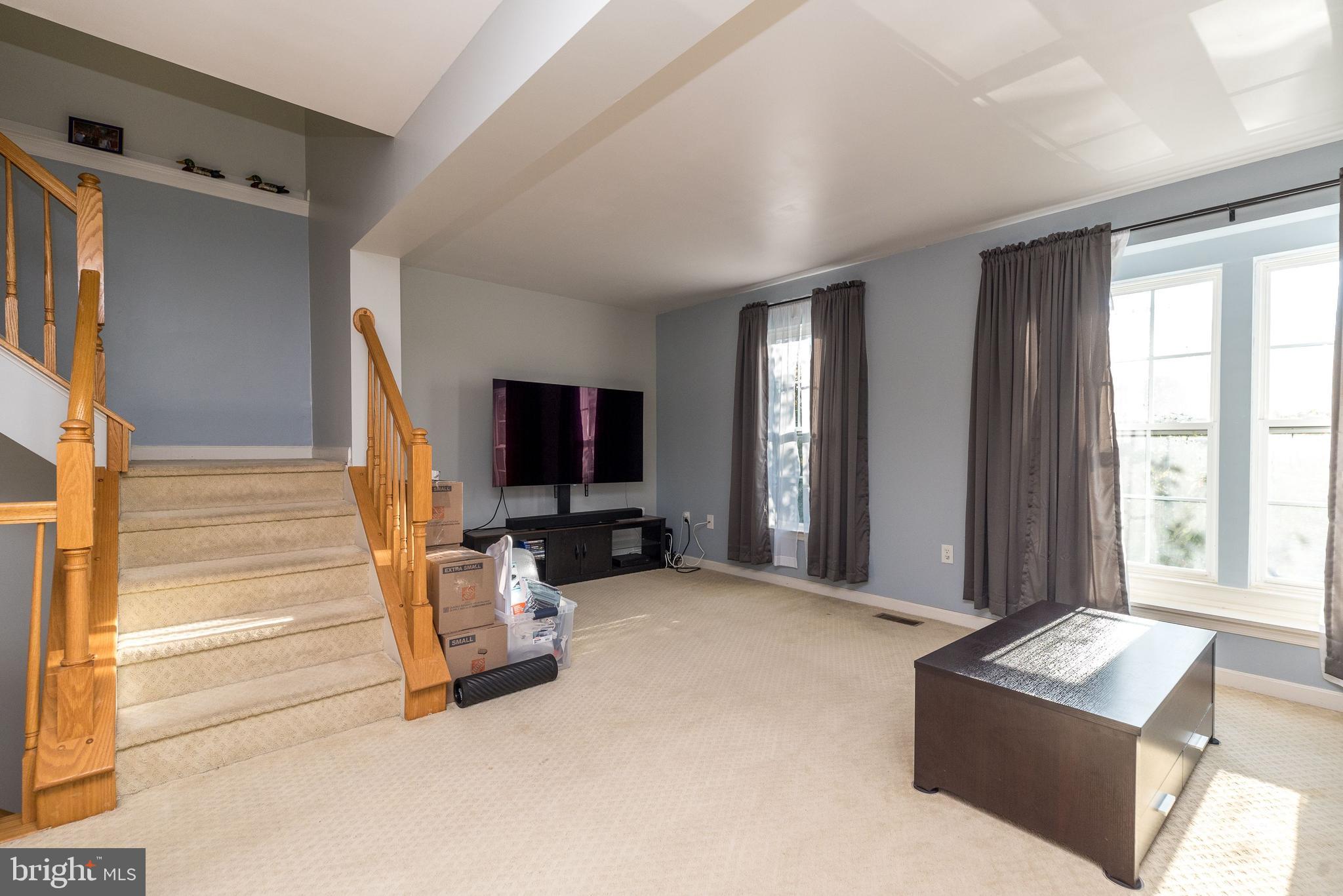 44 Dare Lane Pottstown, PA 19465 - Photo 24 of 52 Living Room