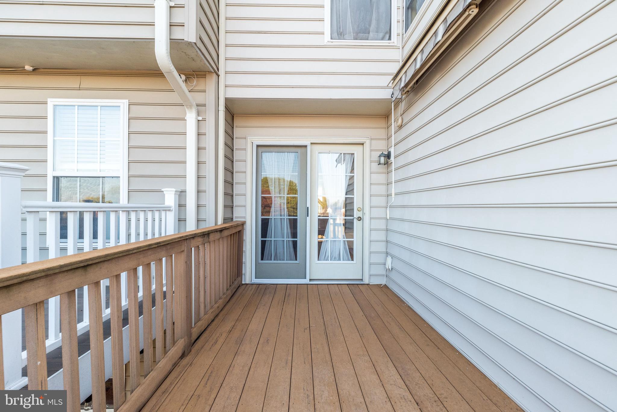 44 Dare Lane Pottstown, PA 19465 - Photo 38 of 52 Trex Deck toward Kitchen