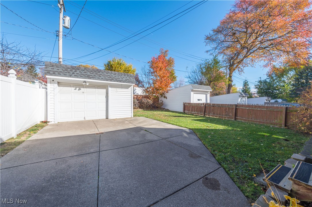 14426 Alger Road Cleveland, OH 44111 - Photo 7 of 36 Gallery Image 7
