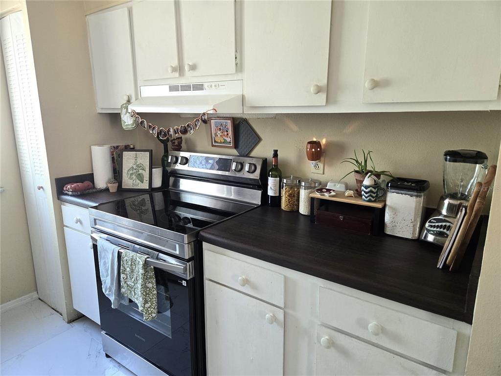 6519 West Newberry Road, Unit 204 Gainesville, FL 32605 - Photo 4 of 13