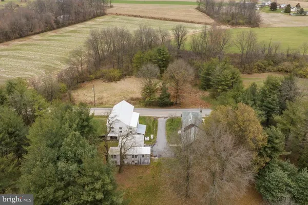 $400,000 | 587 Chestnut Hill Road, Denver, PA 17517