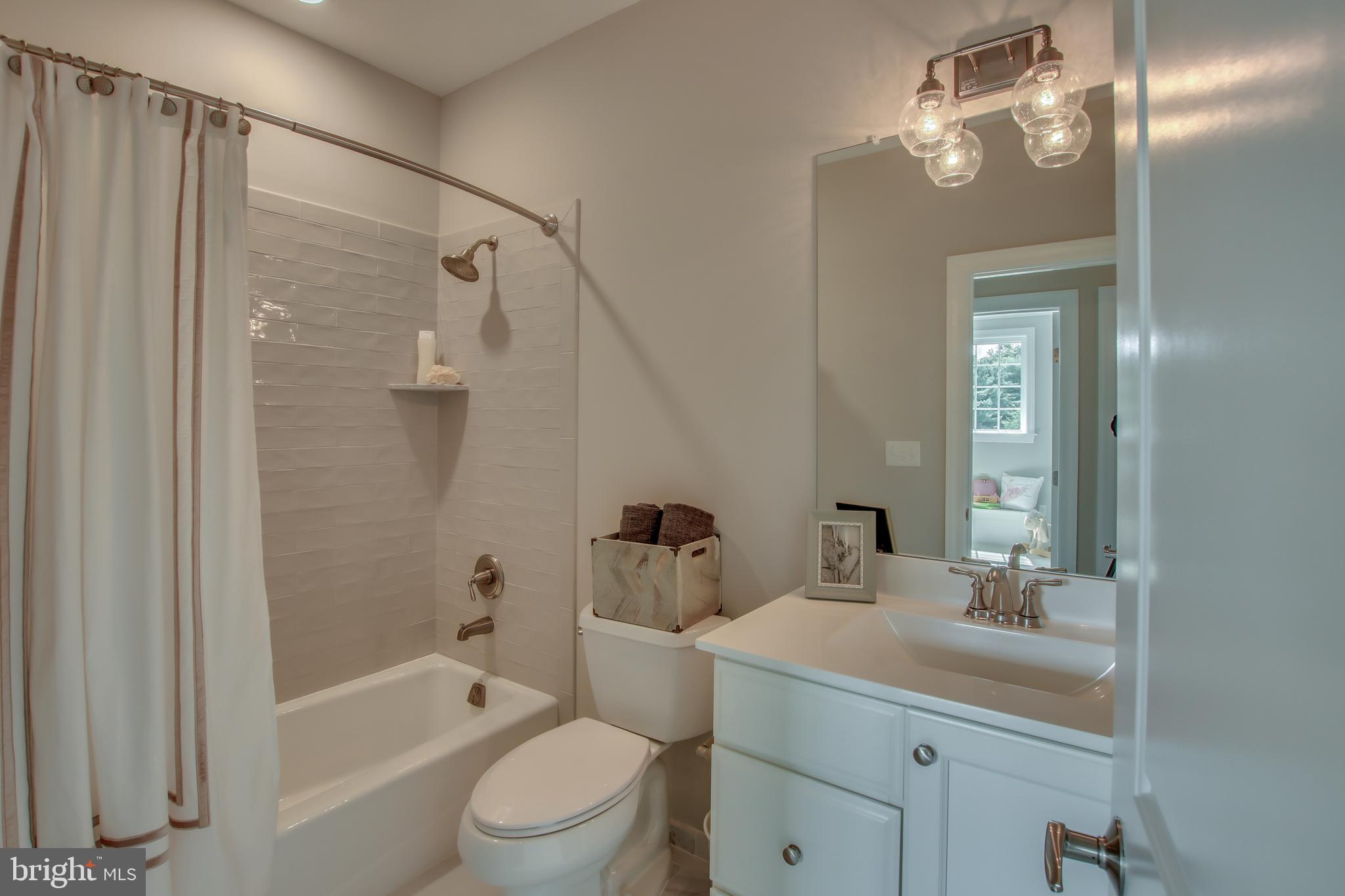 1 Pickertown Road Chalfont, PA 18914 - Photo 34 of 40 ATTACHED FULL BATH