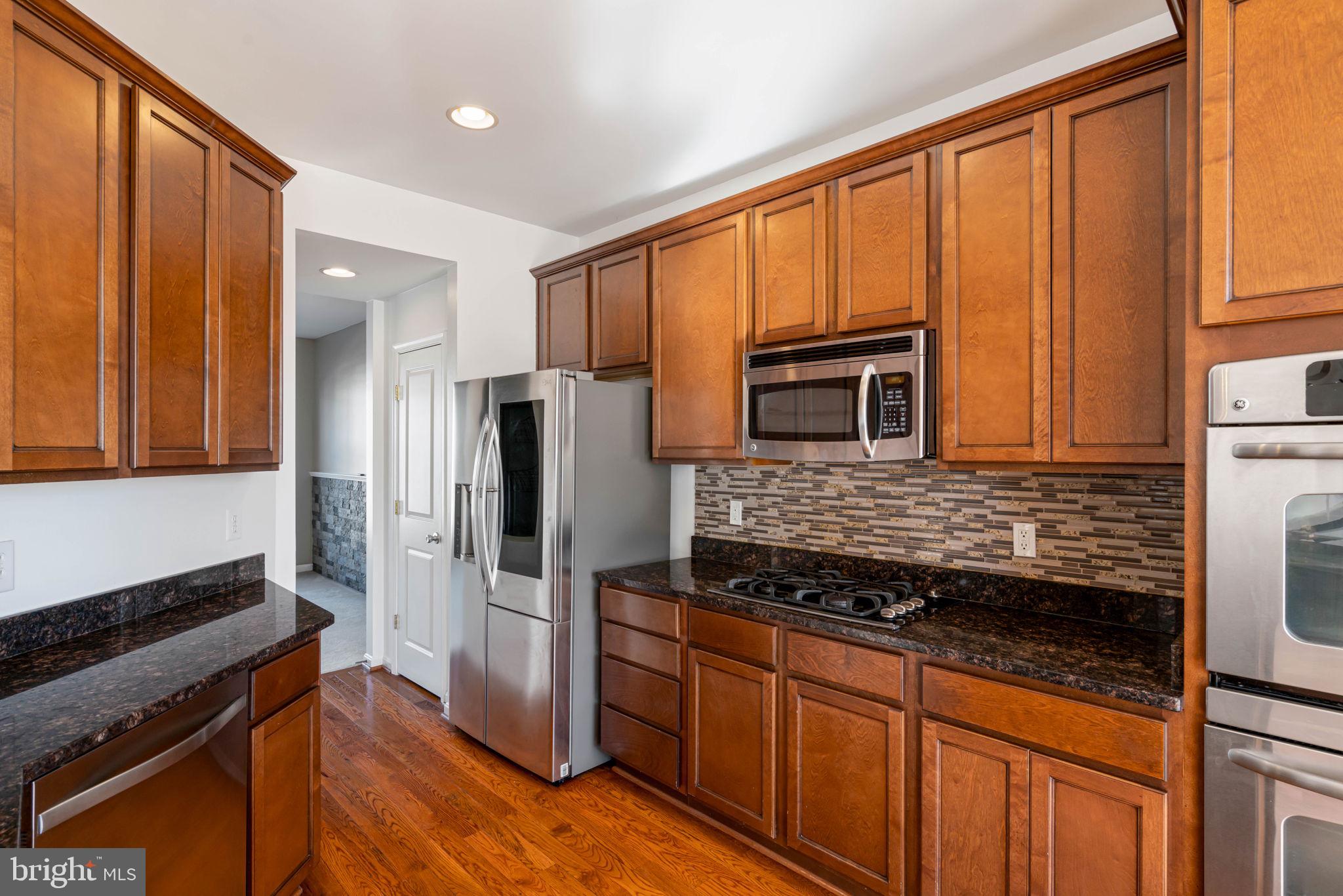 11929 Benton Lake Road Bristow, VA 20136 - Photo 12 of 23 Tile Backsplash