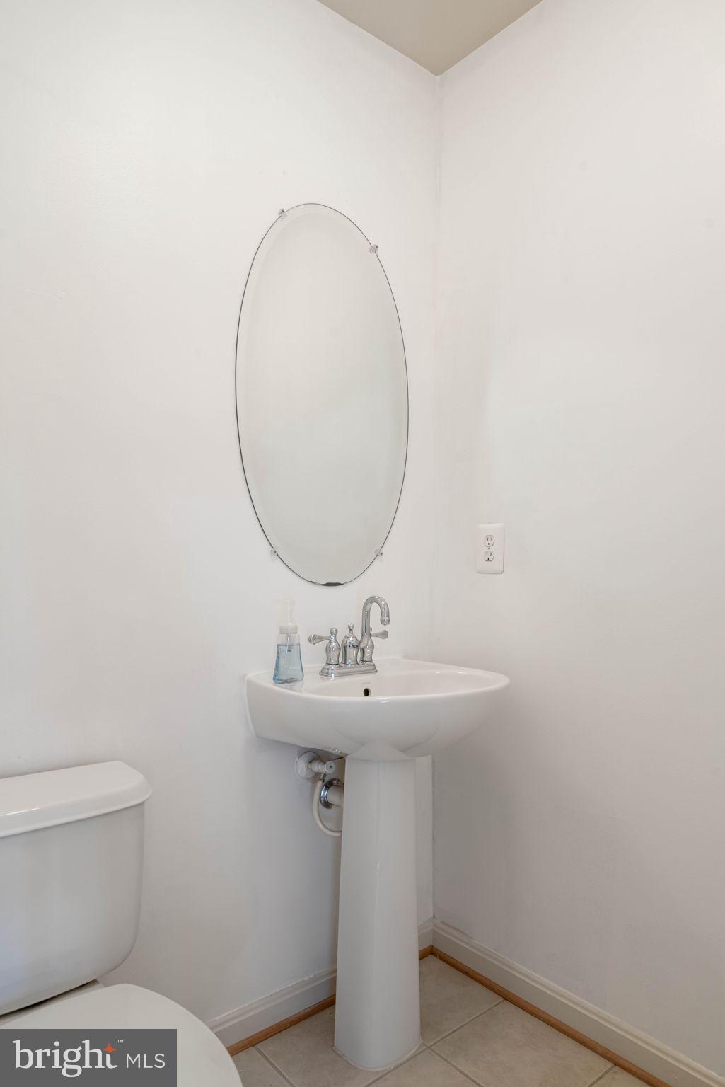 11929 Benton Lake Road Bristow, VA 20136 - Photo 7 of 23 Lower Level half bath