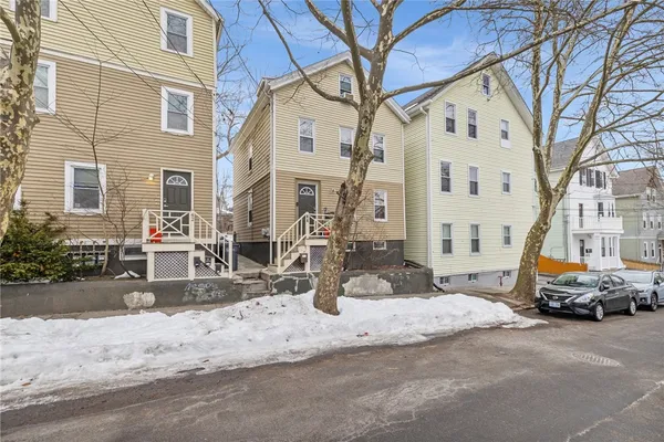 $1,395,000 | 42 East Transit Street, Providence, RI 02906