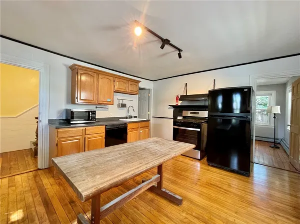 $1,395,000 | 42 East Transit Street, Providence, RI 02906