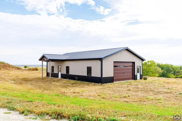 $169,950 | 5520 Ambush Road, St. Marys, KS 66536