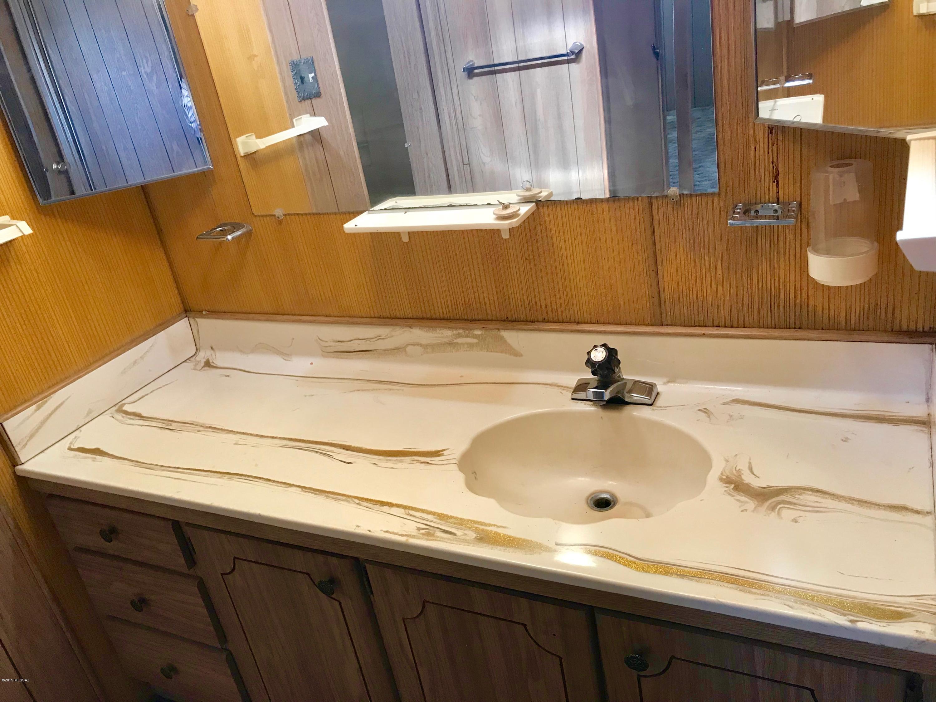 775 West Roger Road, Unit 177 Tucson, AZ 85705 - Photo 16 of 42