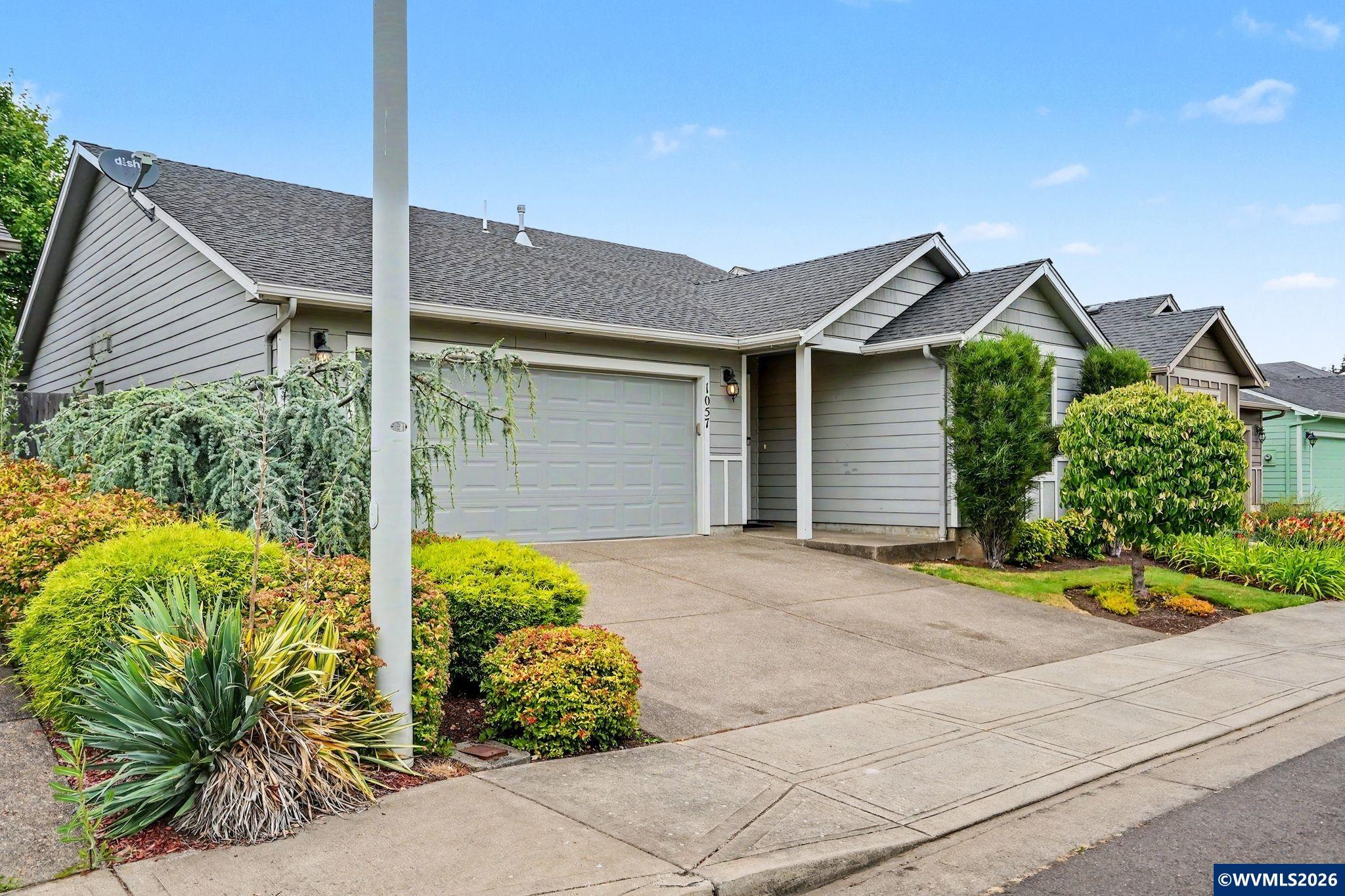 1057 Taurus Loop Northeast Keizer, OR 97303 - Photo 2 of 28