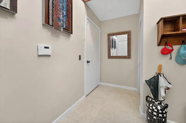 an aerial view of a house having lake view