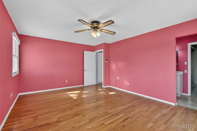 $425,000 | 2202 White Cedar Court, Chesterfield, MO 63017