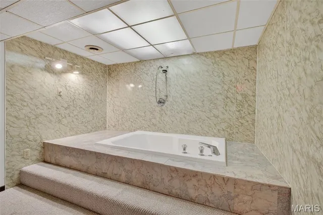 $415,000 | 2202 White Cedar Court, Chesterfield, MO 63017