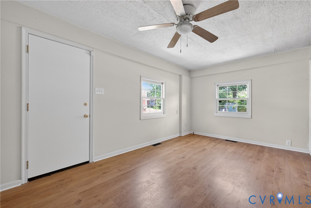 3306 Birchbrook Road Henrico, VA 23228 - Photo 3 of 24