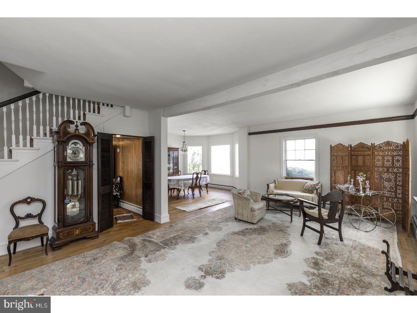 26 Simpson Road Ardmore, PA 19003 - Photo 5 of 23