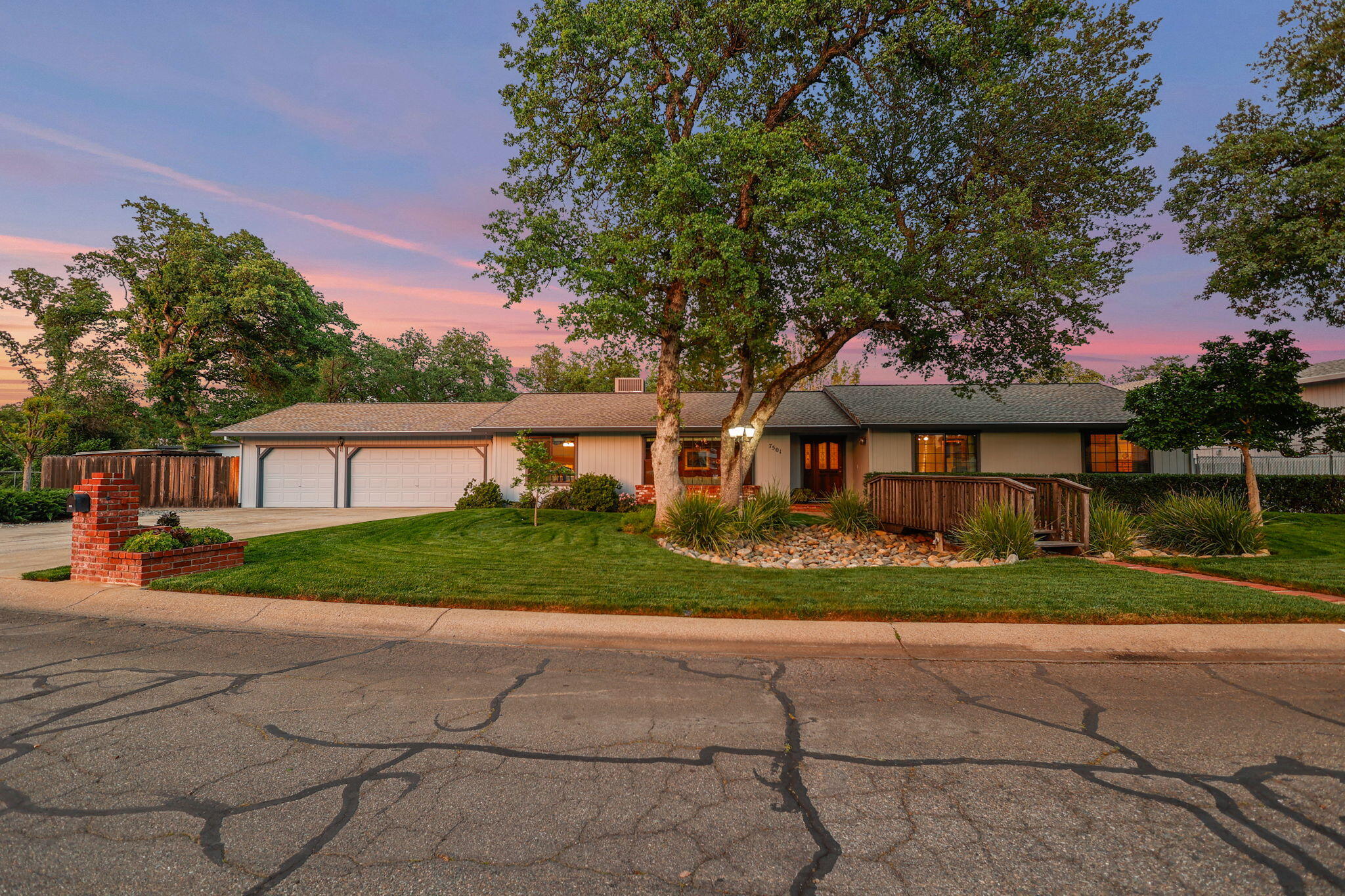 7501 Fiesta Way Redding, CA 96002 - Photo 1 of 66 3-web-or-mls-_K3A8983