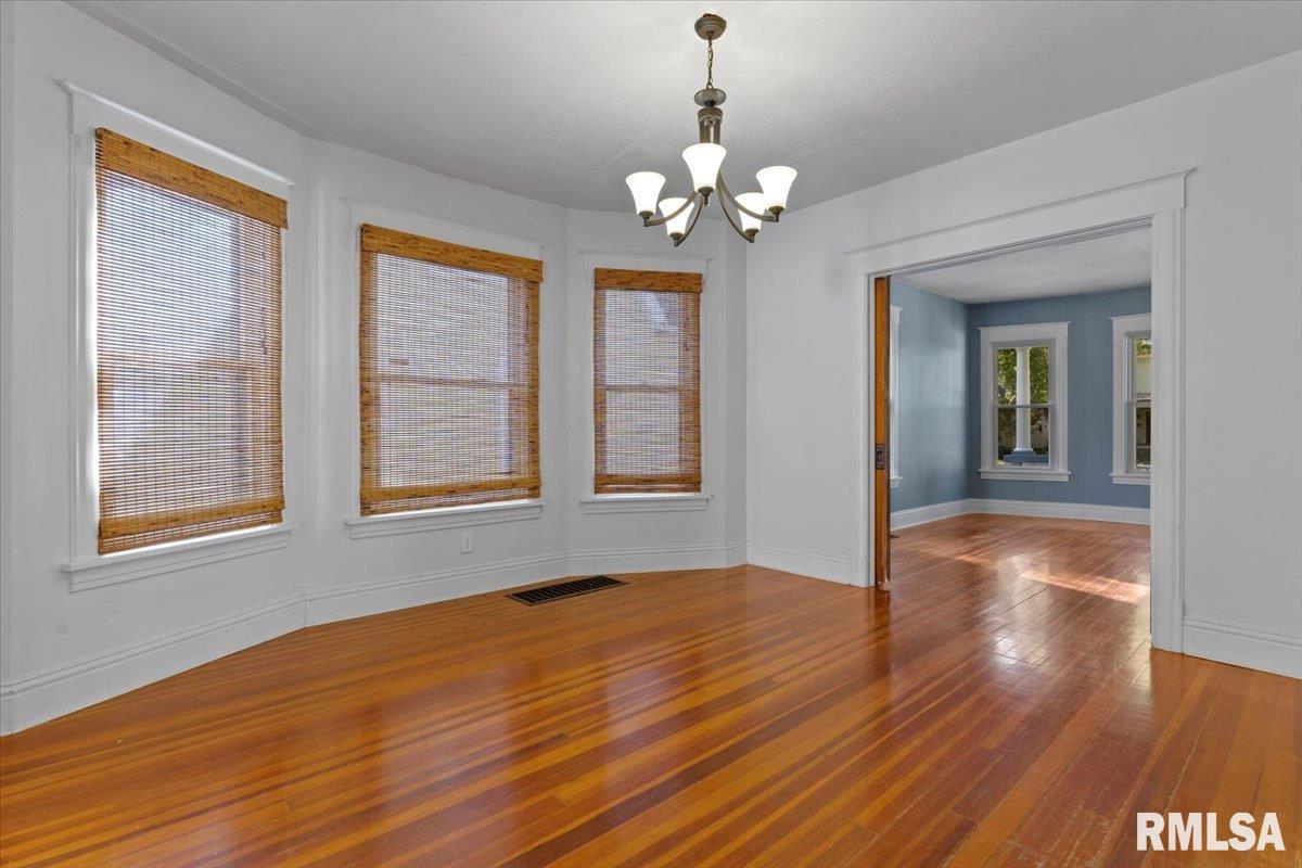 844 South MacArthur Boulevard Springfield, IL 62704 - Photo 11 of 37