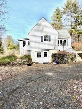 130 Leverett Road Amherst, MA 01002 - Photo 3 of 24 Gallery Image 3