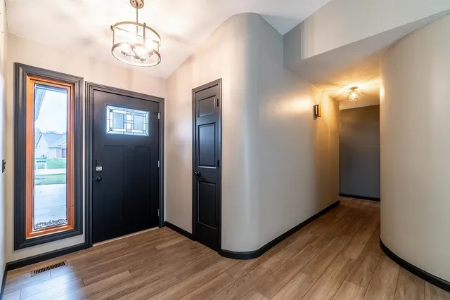 $289,000 | 2205 Laforge Lane, Auburn, IN 46706