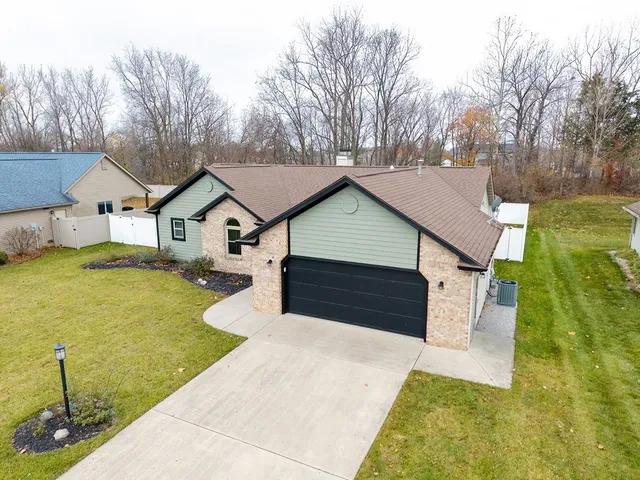 $289,000 | 2205 Laforge Lane, Auburn, IN 46706