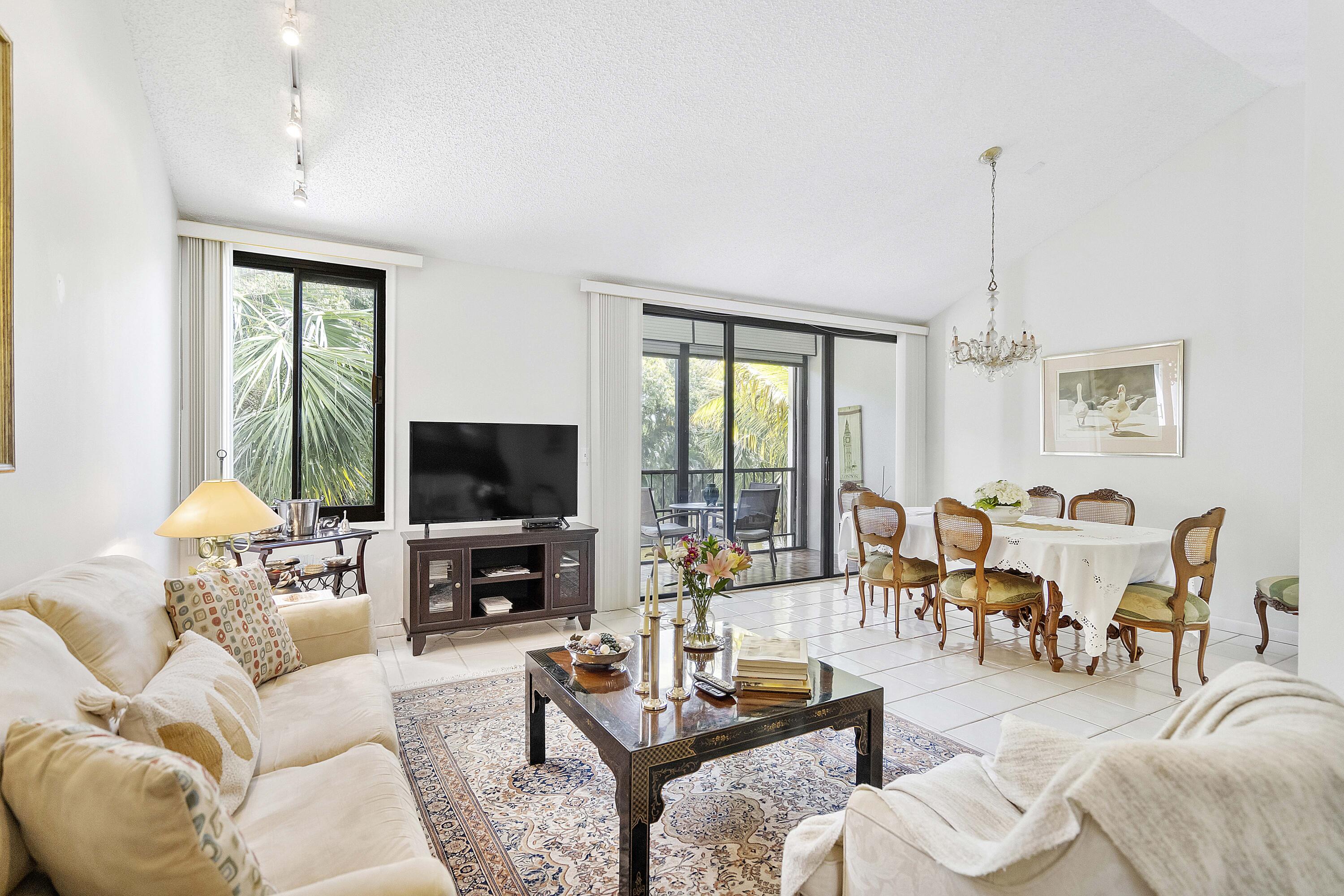 3706 Bridgewood Drive, Unit 3706 Boca Raton, FL 33434 - Photo 3 of 79 3706 Bridgewood Dr_002