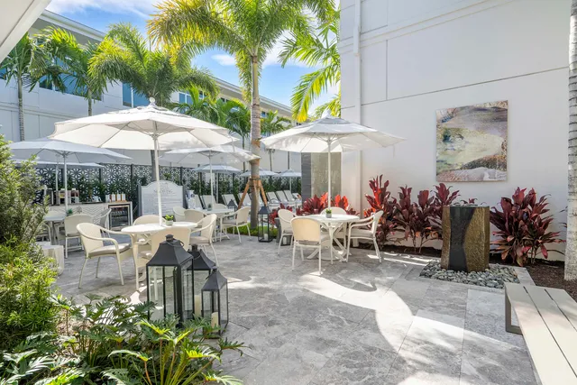 $250,000 | 3706 Bridgewood Drive, Unit 3706, Boca Raton, FL 33434