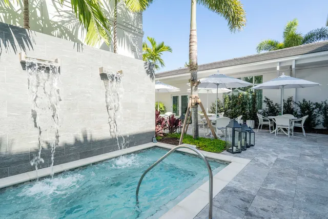 $250,000 | 3706 Bridgewood Drive, Unit 3706, Boca Raton, FL 33434