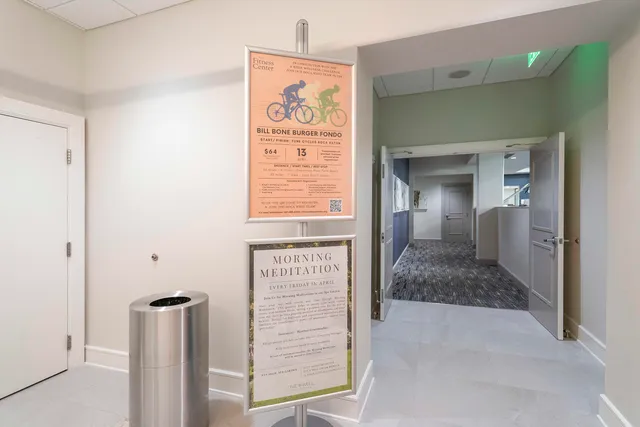 $250,000 | 3706 Bridgewood Drive, Unit 3706, Boca Raton, FL 33434