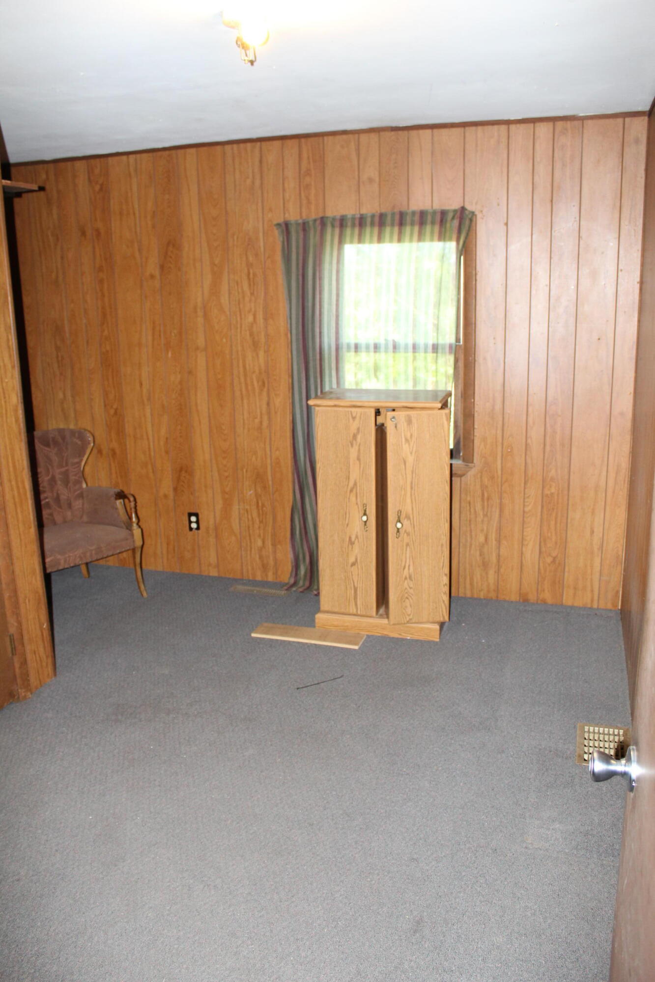 7147 Smith Road Berrien Center, MI 49102 - Photo 13 of 20 IMG_3310