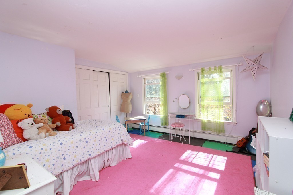42 Summer Hill Road Maynard, MA 01754 - Photo 13 of 22