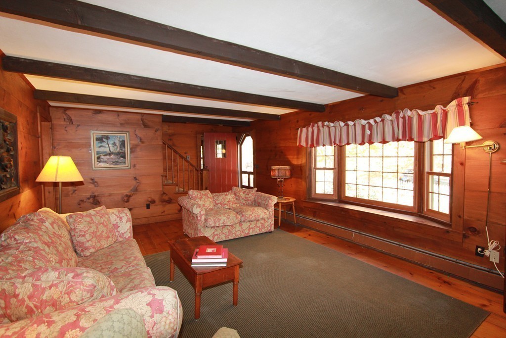 42 Summer Hill Road Maynard, MA 01754 - Photo 2 of 22