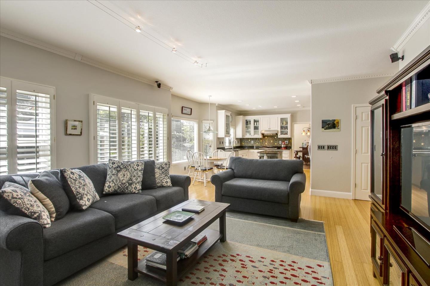 66 Merion Road Half Moon Bay, CA 94019 - Photo 8 of 29