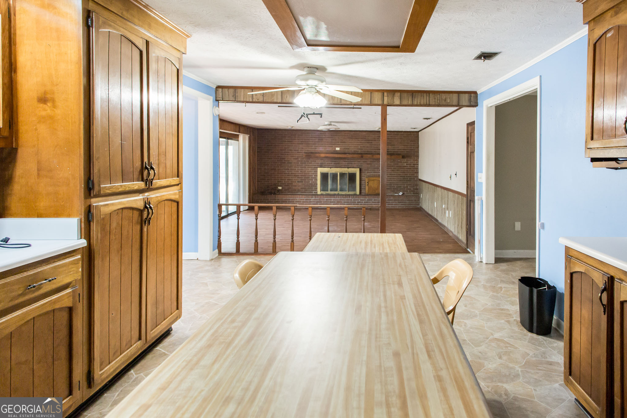 902 Stanton Avenue Waycross, GA 31503 - Photo 18 of 38 a view of a livingroom with wooden floor