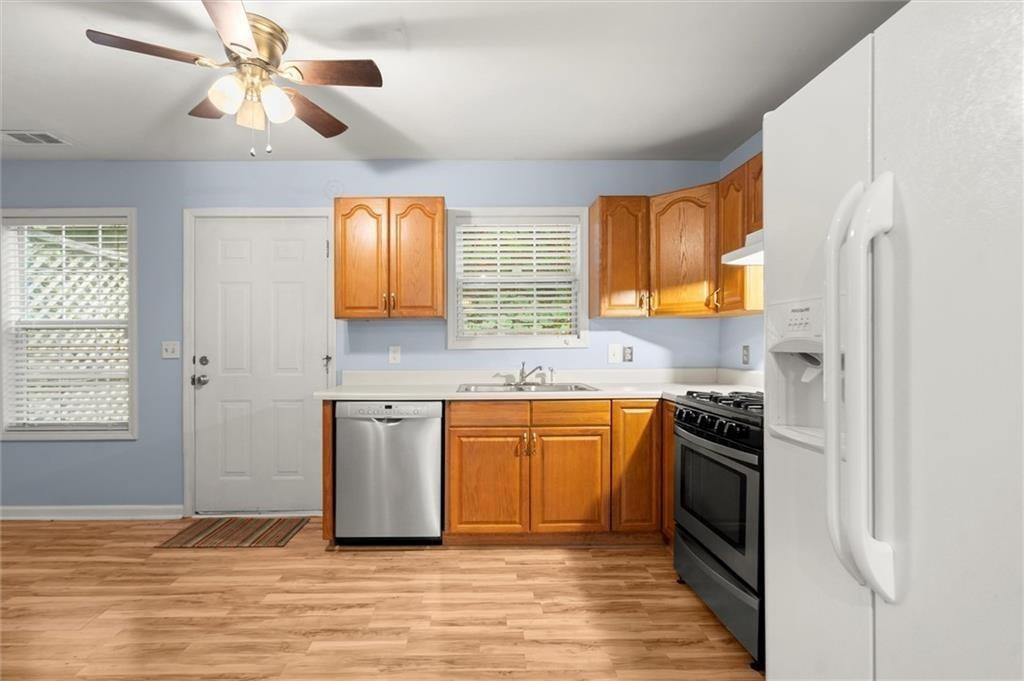 164 Oxbo Road Roswell, GA 30075 - Photo 12 of 36