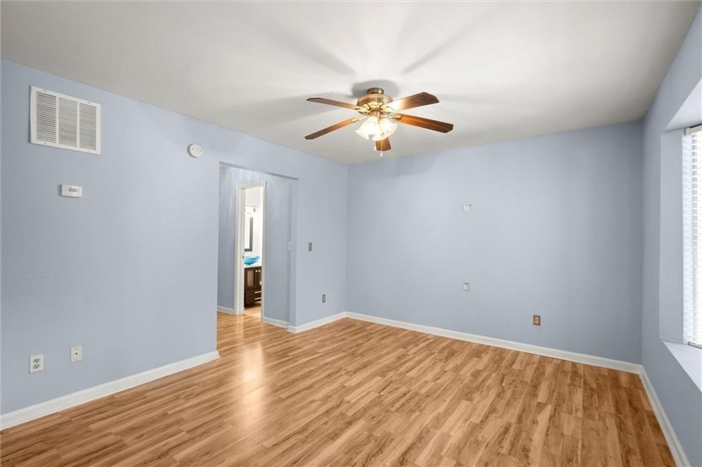 164 Oxbo Road Roswell, GA 30075 - Photo 7 of 36