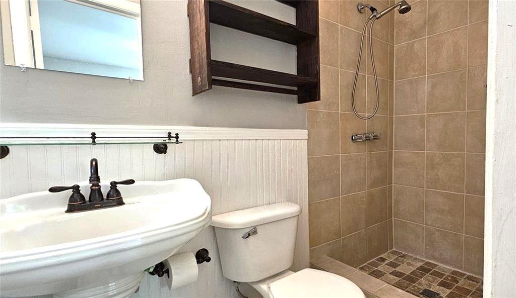 2833 Rockcliff Road Southeast Atlanta, GA 30316 - Photo 12 of 18