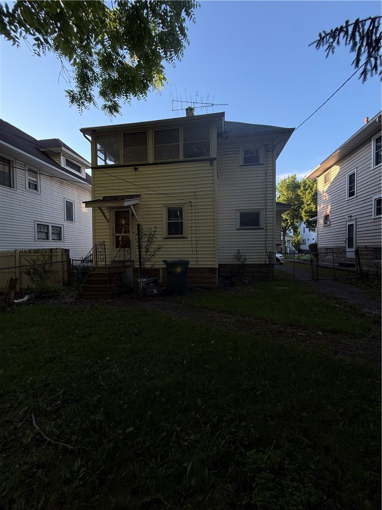 143 Raeburn Avenue Rochester, NY 14619 - Photo 17 of 17