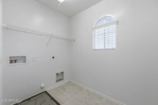 $389,800 | 2524 South 89th Lane, Tolleson, AZ 85353