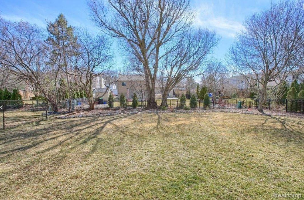 43807 Oakbrook Road Canton, MI 48187 - Photo 23 of 23 Gallery Image 23